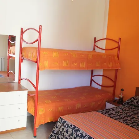 Casa Anna 7 Posti Letto 200 Mt Dalla Spiaggia Gallipoli