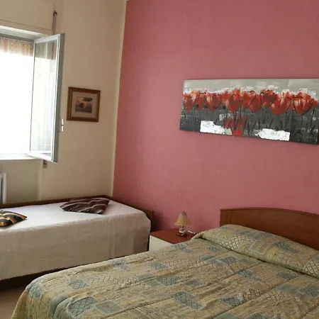 Casa Anna 7 Posti Letto 200 Mt Dalla Spiaggia Apartment