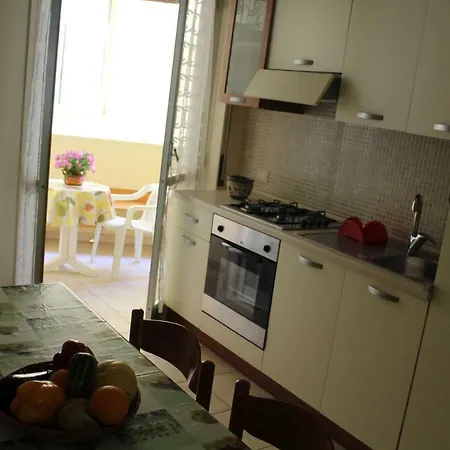 Casa Anna 7 Posti Letto 200 Mt Dalla Spiaggia Gallipoli