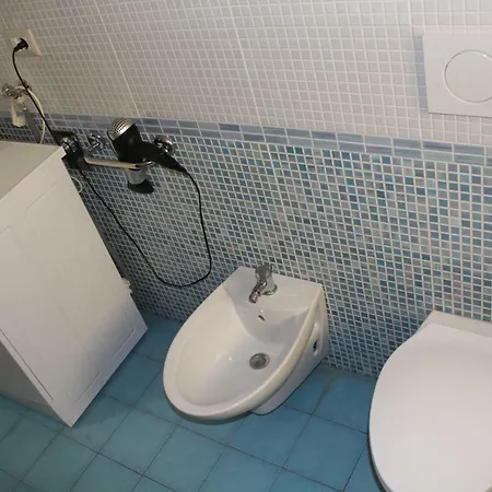Casa Anna 7 Posti Letto 200 Mt Dalla Spiaggia *